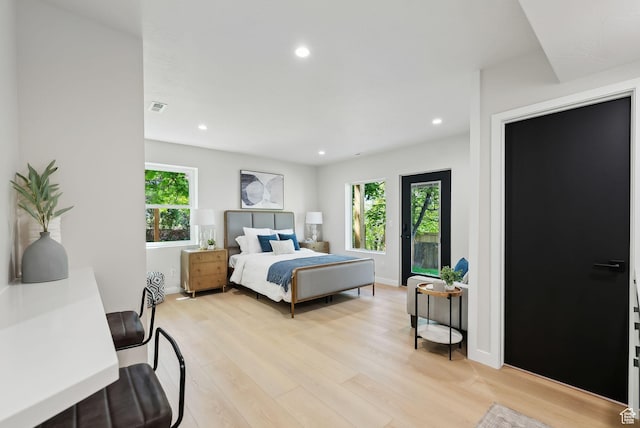 3520 S Westwood Dr E, Millcreek, UT 84109 - bedroom with light wood-style flooring, baseboards, visible vents, and recessed lighting