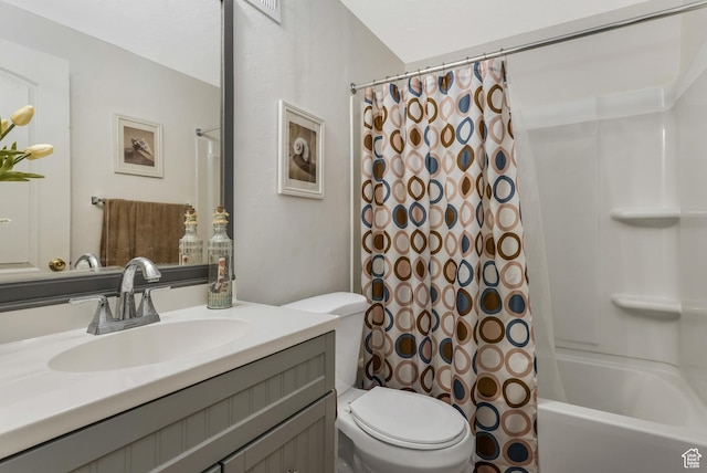 4999 W Tobago Ln, Herriman, UT 84096 - full bath featuring shower / tub combo with curtain, vanity, and toilet