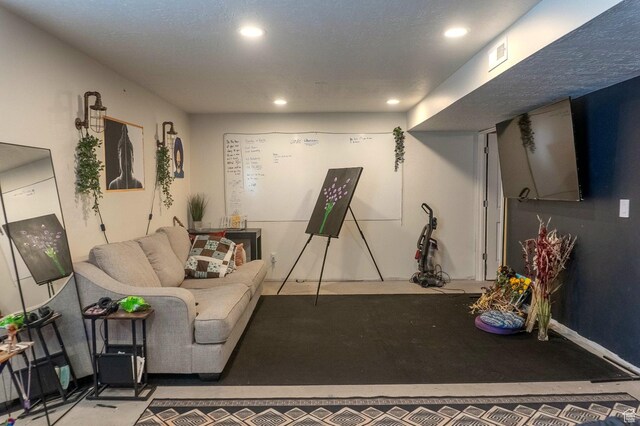 954 S 2040 W, Orem, UT 84059 - living area featuring recessed lighting