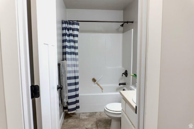 954 S 2040 W, Orem, UT 84059 - full bath featuring vanity, shower / tub combo with curtain, and tile patterned floors