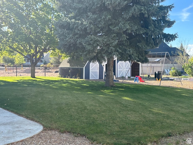 1142 W 200 N, Roosevelt, UT 84066 - view of yard featuring fence, an outdoor structure, and a barn