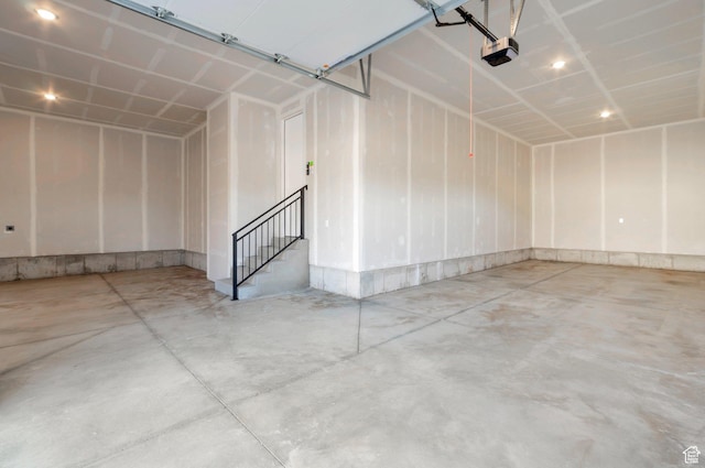 514 S 1450 W, Farmington, UT 84025 - garage with a garage door opener