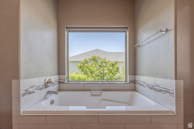 65 W Carnesecca Ct N, Mapleton, UT 84664 - full bath with a bath