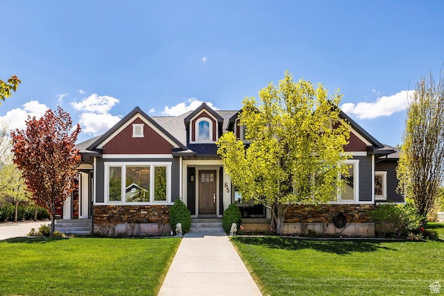 65 W Carnesecca Ct N, Mapleton, UT 84664 - craftsman inspired home with stone siding and a front yard