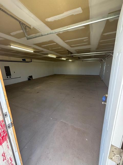 2577 W 5300 N Unit 11, Cedar City, UT 84721 - view of garage
