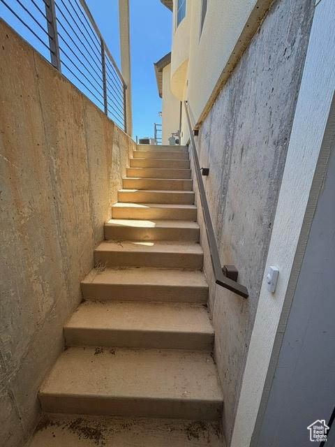 2577 W 5300 N Unit 11, Cedar City, UT 84721 - view of stairs