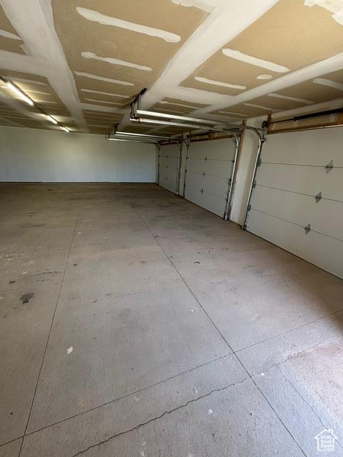 2577 W 5300 N Unit 11, Cedar City, UT 84721 - view of garage