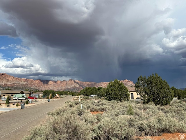 1152 E Red Sage Dr, Apple Valley, UT 84737