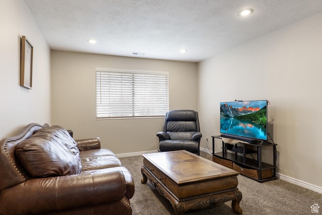 carpeted living room featuring baseboards, visible vents, and recessed lighting