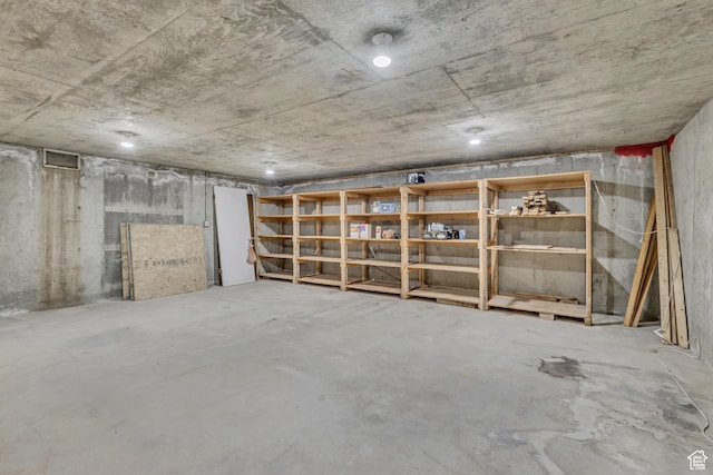 unfinished below grade area featuring visible vents