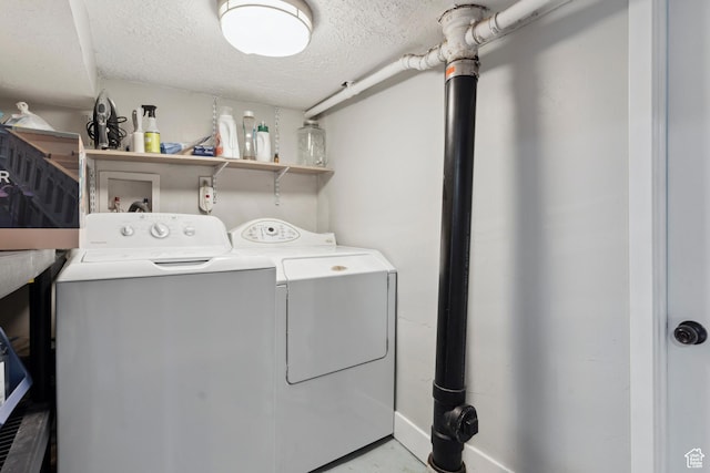 1923 S 600 E, Salt Lake City, UT 84105 - laundry area featuring washing machine and dryer, laundry area, and a textured ceiling