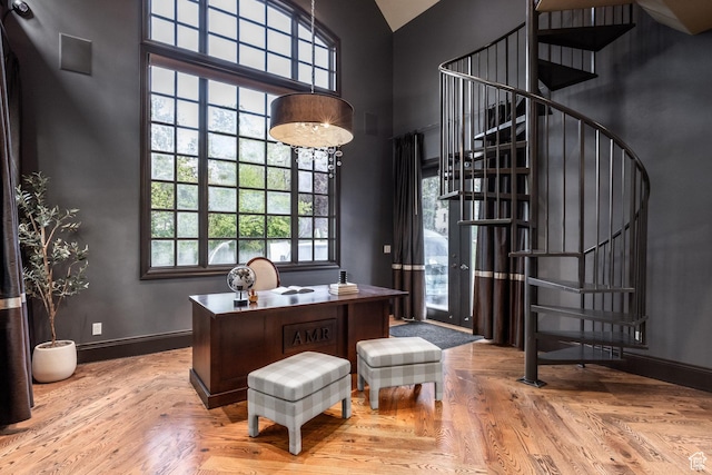 680 S Davis Blvd, Bountiful, UT 84010 - home office with baseboards and a towering ceiling