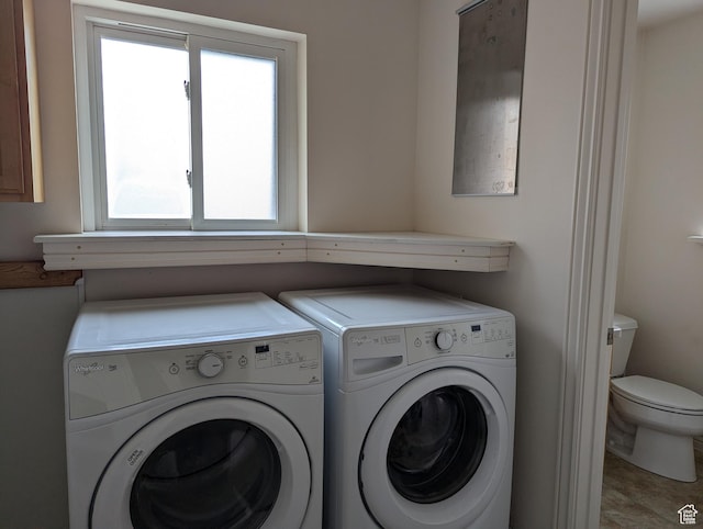 565 E Platt Ln Unit 1, Mona, UT 84645 - laundry room featuring laundry area and washer and dryer