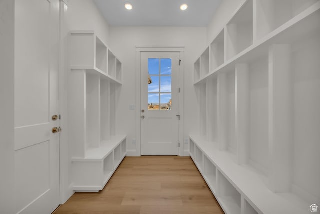 mudroom with light wood-style floors and recessed lighting