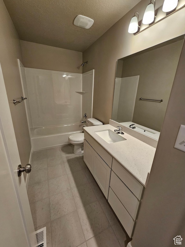 518 N 1400 W Lot 26, Springville, UT 84663 - bathroom featuring shower / bathing tub combination, toilet, vanity, a textured ceiling, and visible vents