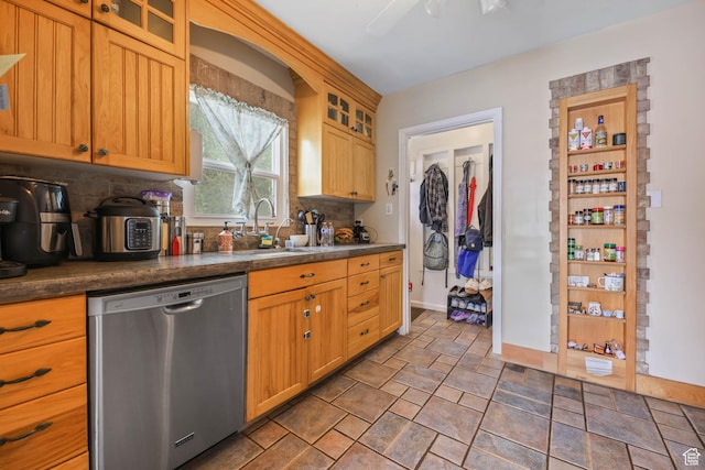 173 W 300 N, Bountiful, UT 84010 - kitchen with dishwasher, a sink, tasteful backsplash, stone finish floors, and dark countertops