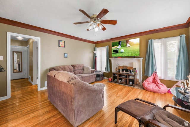 173 W 300 N, Bountiful, UT 84010 - living area featuring ceiling fan, wood finished floors, ornamental molding, and baseboards