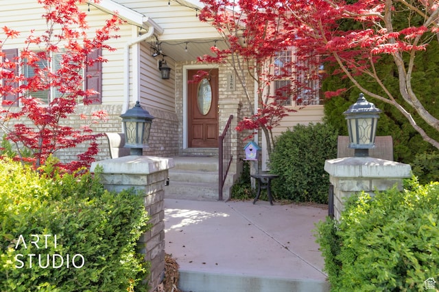 view of exterior entry