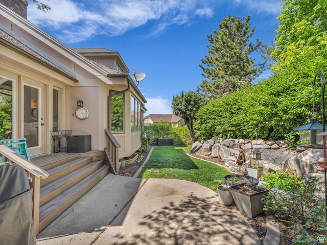 4760 S Meadow Creek Ln E, Ogden, UT 84403 - view of green lawn