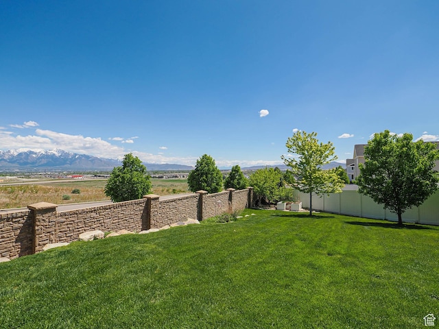 7503 S Bridge Maple Ln, West Jordan, UT 84081 - view of yard