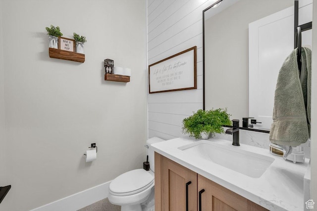762 E Arina Way, Washington, UT 84780 - half bath featuring toilet, vanity, and baseboards