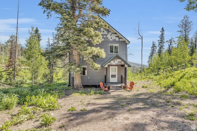 view of front of property
