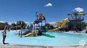 354 E 950 S, Payson, UT 84651 - community playground with a water play area and a community pool