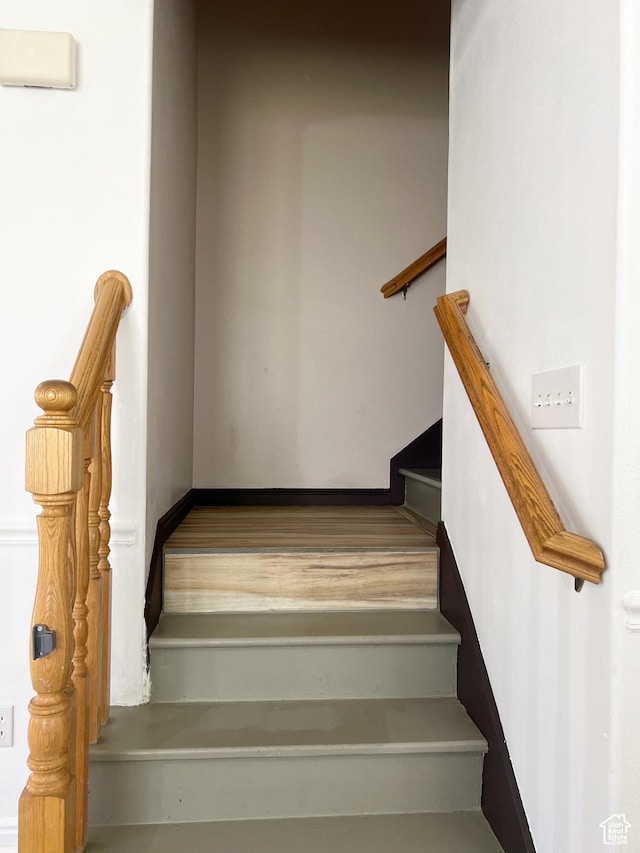 354 E 950 S, Payson, UT 84651 - view of stairs