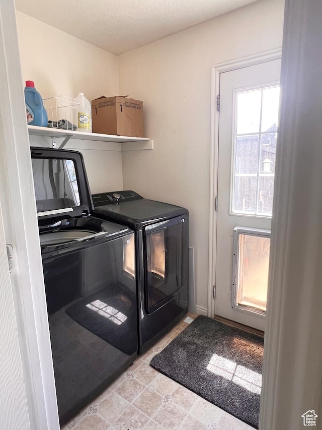 354 E 950 S, Payson, UT 84651 - laundry area featuring washing machine and clothes dryer