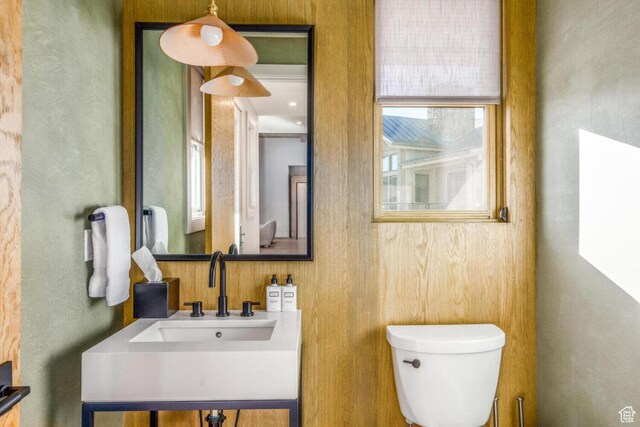 7485 E Moon Light Dr, Heber City, UT 84032 - half bath featuring a sink and toilet