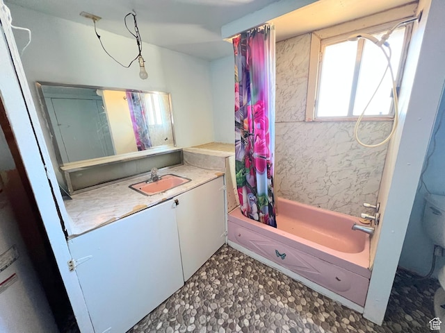 full bath with vanity and shower / tub combo