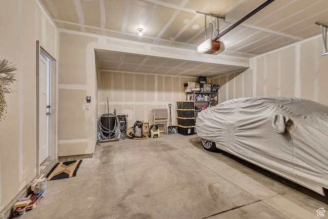 341 N 100 W, Morgan, UT 84050 - garage featuring a garage door opener
