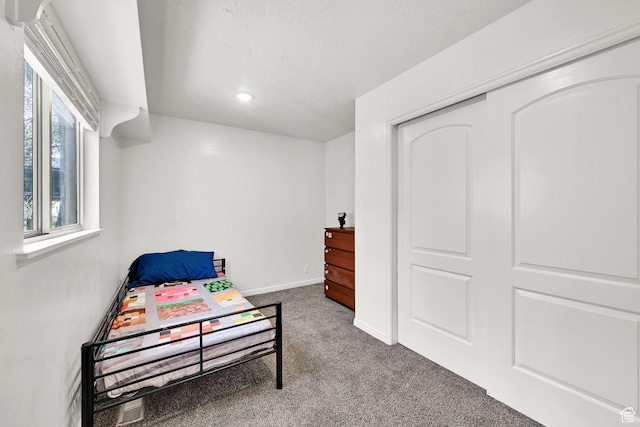 256 13th St, Ogden, UT 84404 - sitting room featuring carpet floors, recessed lighting, and baseboards