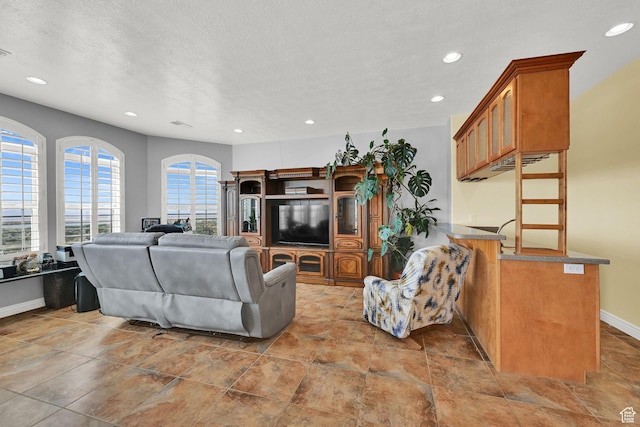 337 S 300 E, Willard, UT 84340 - living area featuring recessed lighting, baseboards, and a textured ceiling