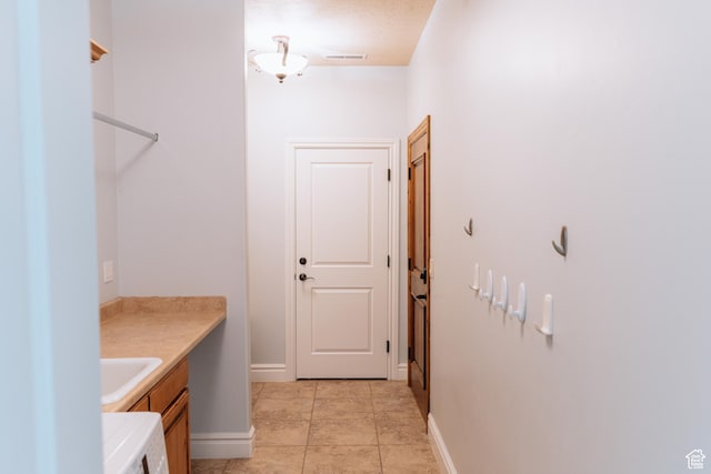 1866 N Matchstick Way, Cedar City, UT 84721 - laundry room with washer / clothes dryer, baseboards, and a sink
