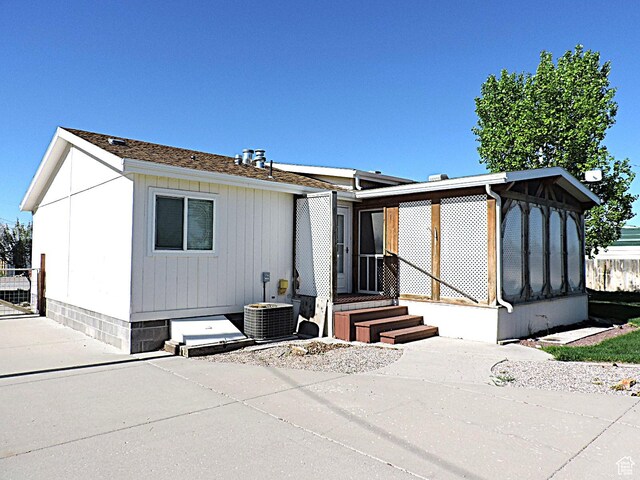 681 E Sunset St, Delta, UT 84624 - view of front of property featuring a patio and central AC unit
