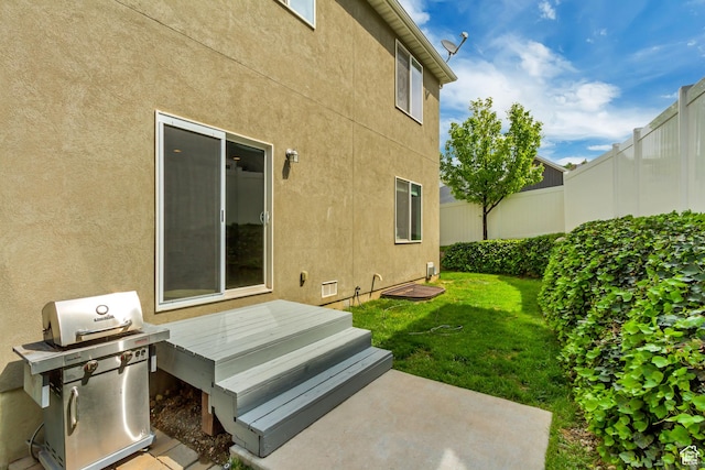 238 E Hillcrest Way N, Salt Lake, UT 84054 - view of yard featuring a deck