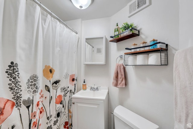 358 W 400 S, Provo, UT 84601 - bathroom with toilet, vanity, and a shower with shower curtain