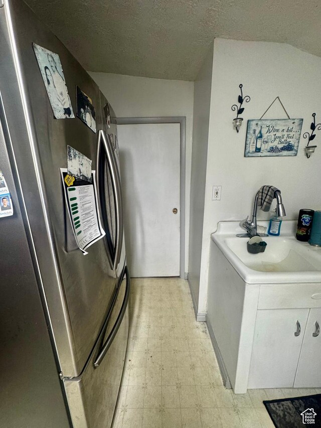 90 S 300 W, Payson, UT 84651 - laundry room with light floors and a textured ceiling