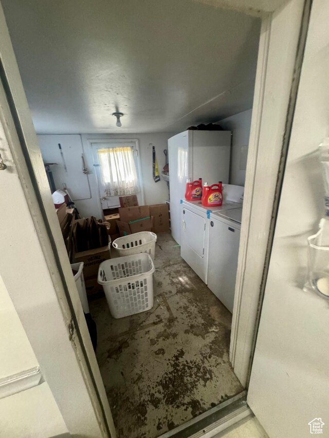 90 S 300 W, Payson, UT 84651 - laundry room featuring separate washer and dryer