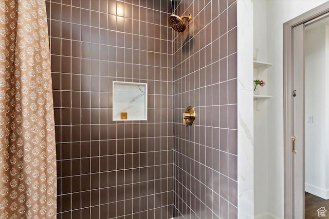 1920 E Westminster Ave, Salt Lake City, UT 84108 - full bath featuring tiled shower