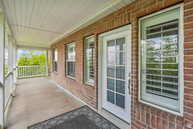 2863 S Cove Ln, Bountiful, UT 84010 - balcony with covered porch