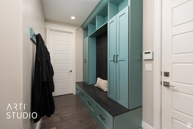 mudroom featuring dark wood finished floors, recessed lighting, and baseboards