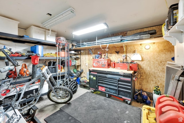 9048 E Acorn Way Unit 984, Heber City, UT 84032 - garage with a workshop area