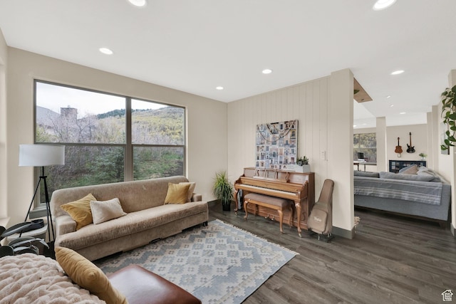 9048 E Acorn Way Unit 984, Heber City, UT 84032 - living area featuring wood finished floors and recessed lighting