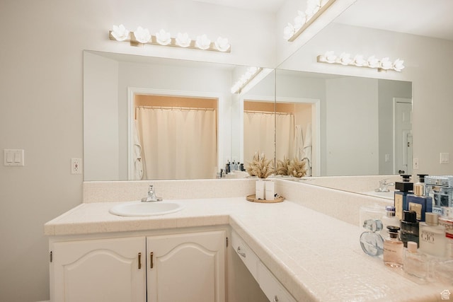 bathroom with vanity