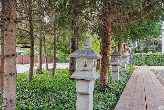 2625 E Kentucky Ave, Holladay, UT 84117 - view of yard featuring fence