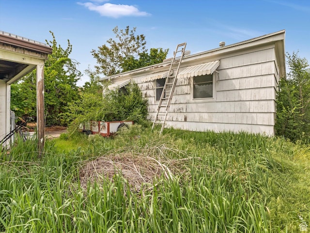 view of side of property