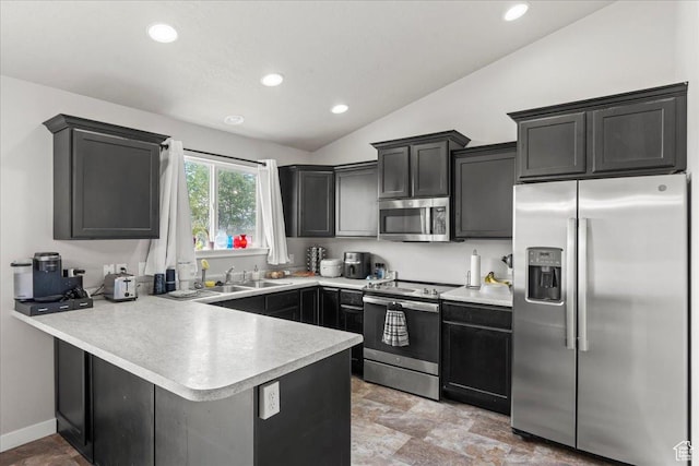 971 W Farnham Dr, North Salt Lake, UT 84054 - kitchen featuring stainless steel appliances, a sink, a peninsula, light countertops, and recessed lighting