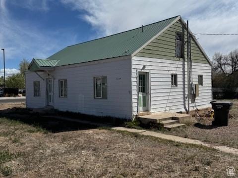 292 N 200 W, Roosevelt, UT 84066 - rear view of property featuring metal roof